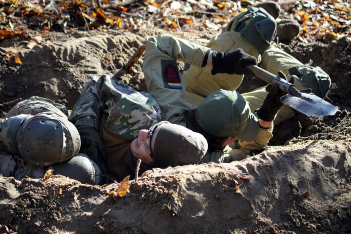 Для студентів, викладачів та співробітників: оголошуємо набір на ОДНОДЕННИЙ курс підготовки до Національного спротиву